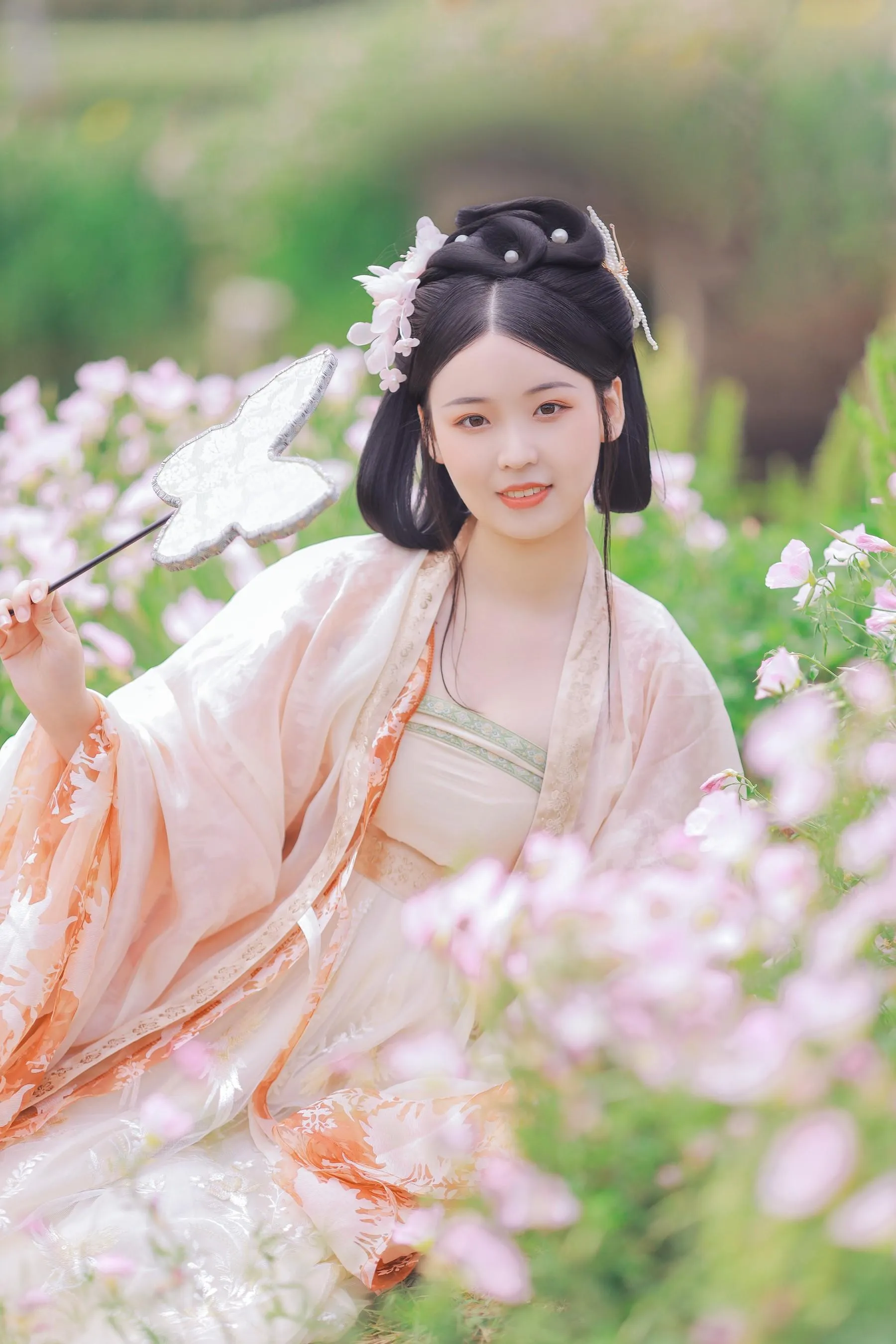 [YITUYU艺图语]2022.08.17 春有约 花不误 蘑菇任性鬼 [20P]插图5